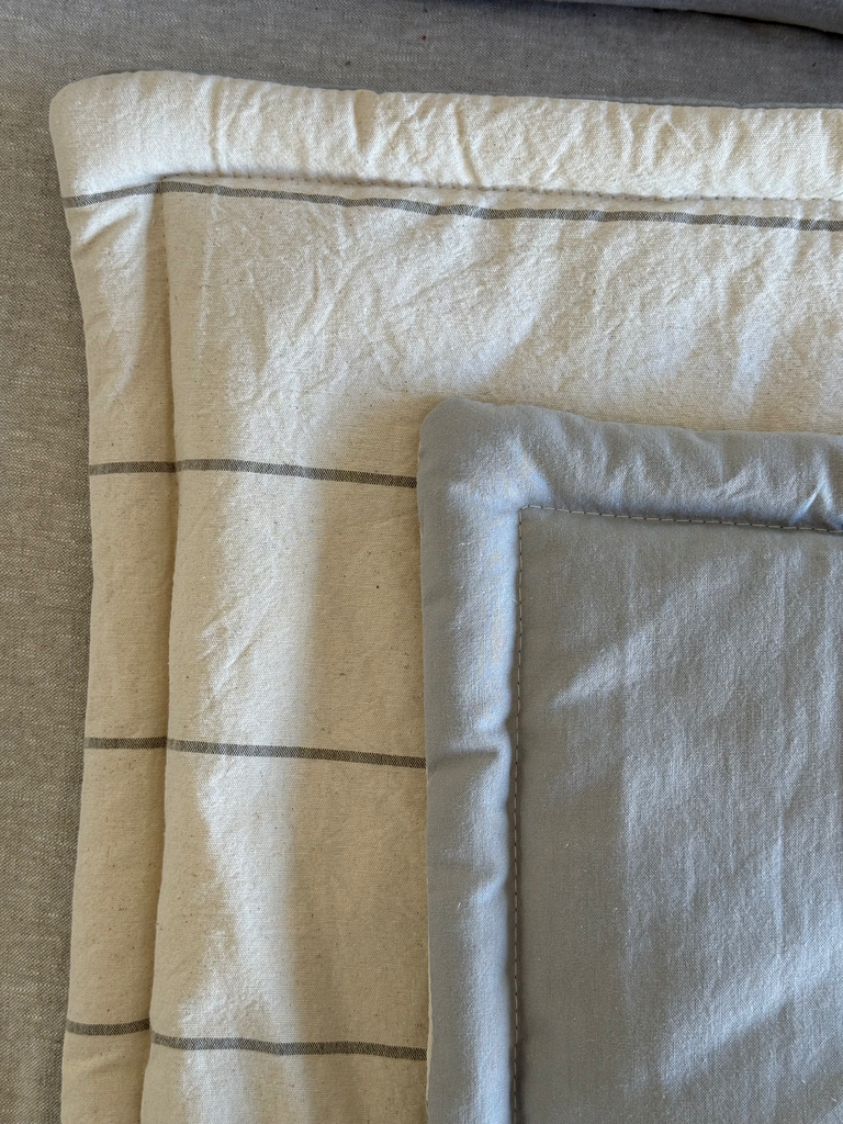 Pillow Raya Simple  Gris